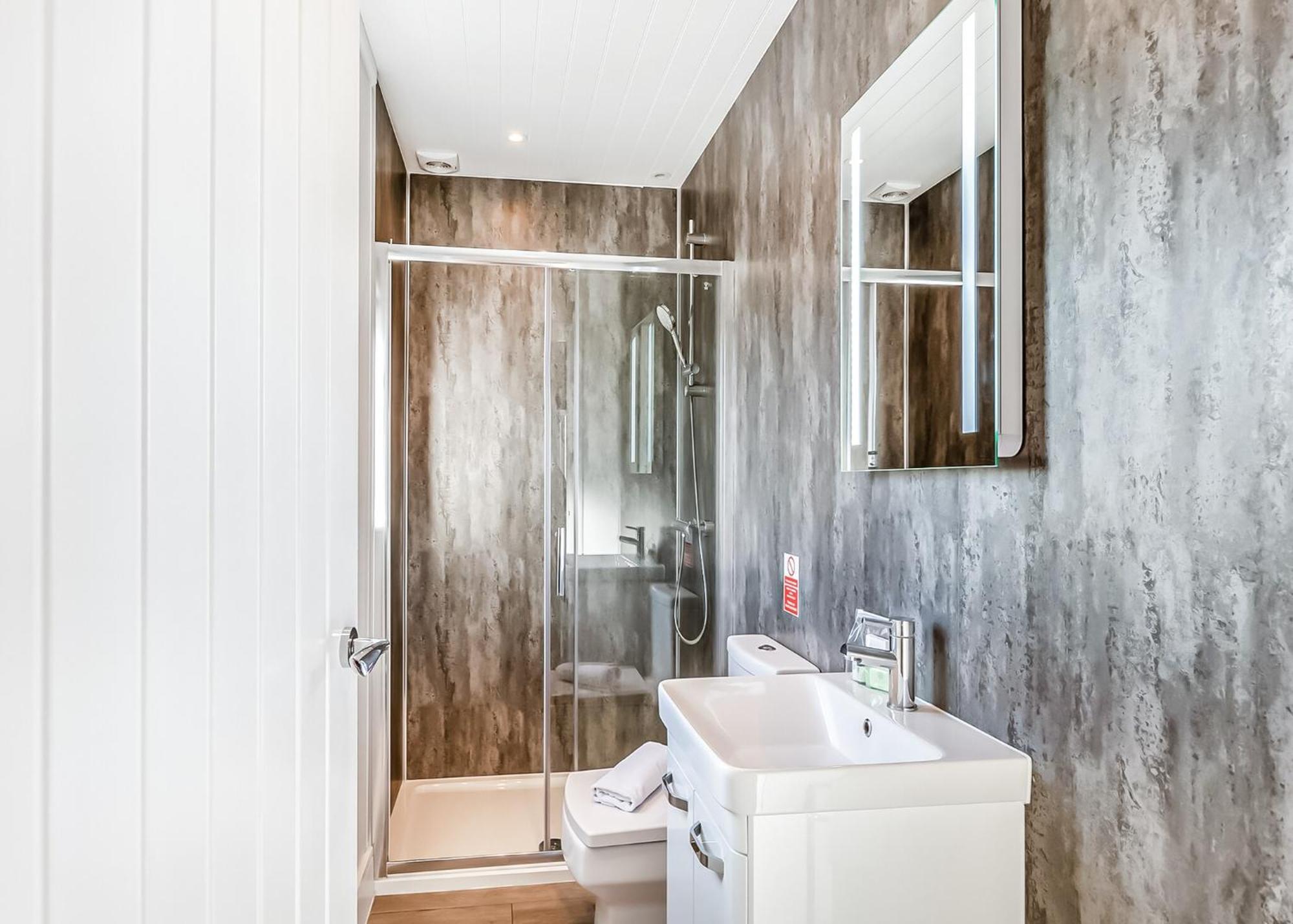 Waterside Hambleton Lakeside Lodges 波尔顿乐法尔德 外观 照片