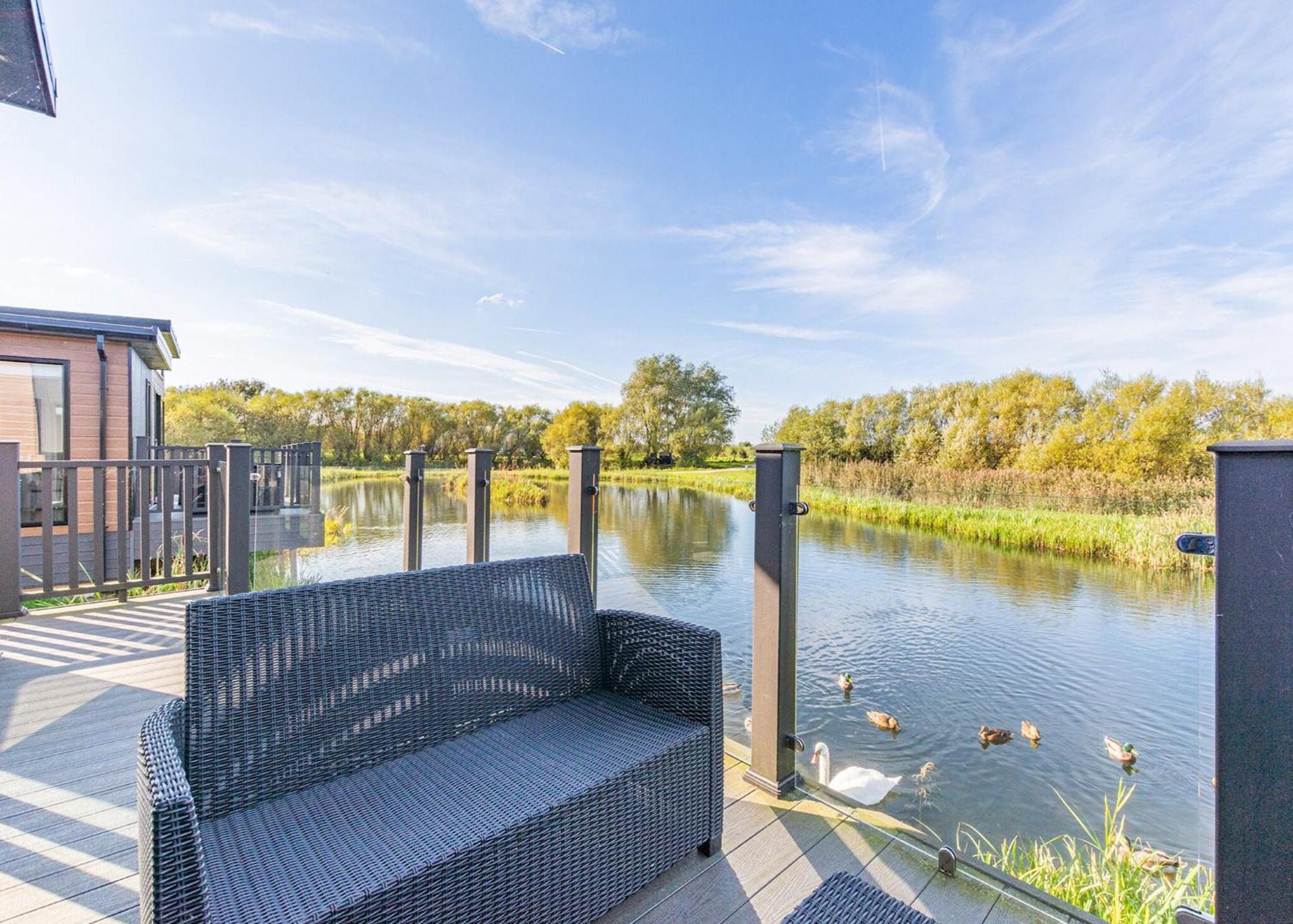 Waterside Hambleton Lakeside Lodges 波尔顿乐法尔德 外观 照片